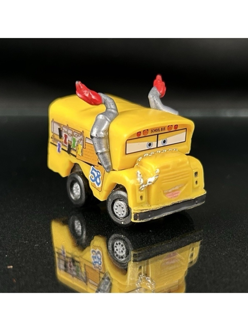 Thinkway Disney Pixar Cars 3 Miss Fritter Flames Mini Figure 1.5" Rare VHTF